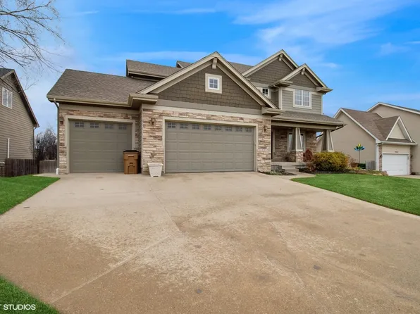 10333 Windsor Pkwy, Johnston, IA 50131