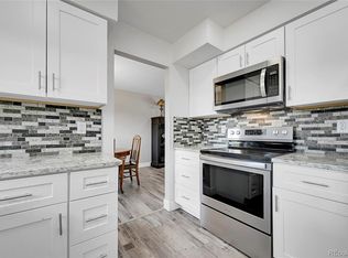 8026 W Calhoun Pl, Littleton, CO 80123
