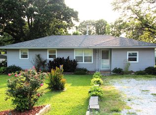 405 S Main St, Pleasant Hope, MO 65725