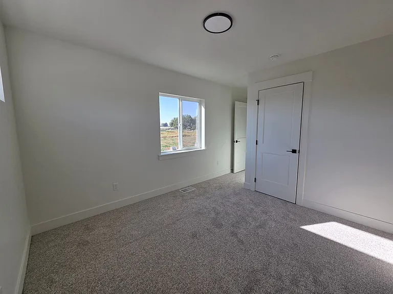 363 Eden Rose St — Photo 20