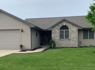 3960 Curry Ln, Janesville, WI 53546
