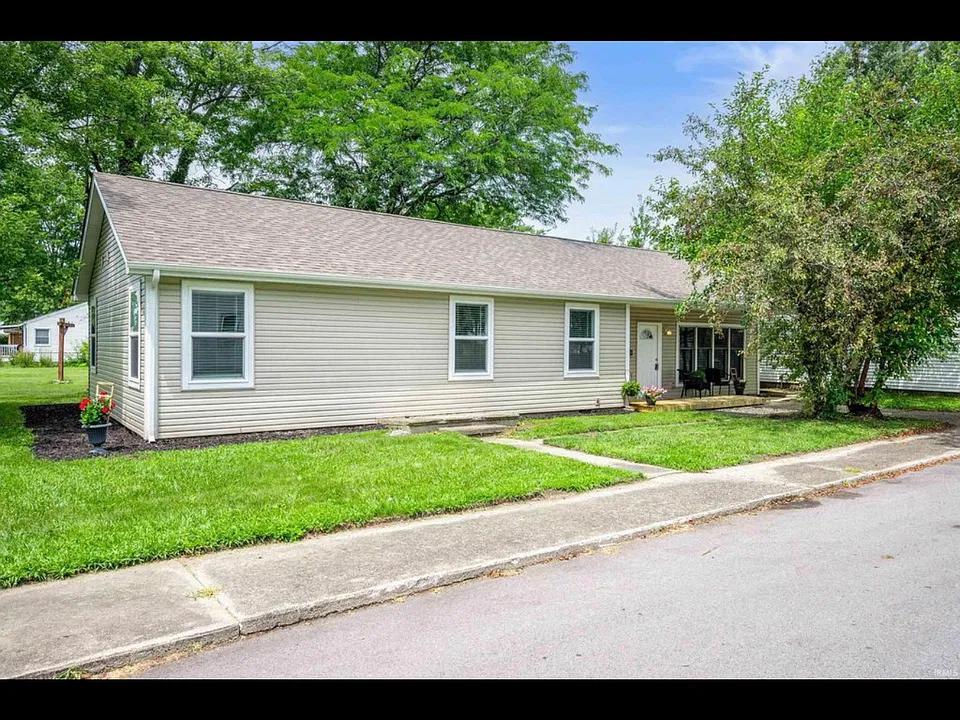 800 W Elm St
