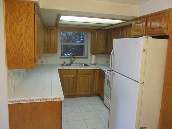 5th image of 6157 Glenwood Dr