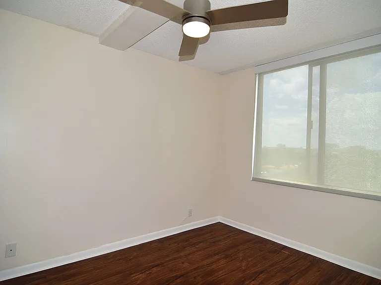 400 E Colonial Dr #703 — Photo 16