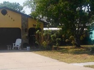7008 Persimmon Pl, Sarasota, FL 34243