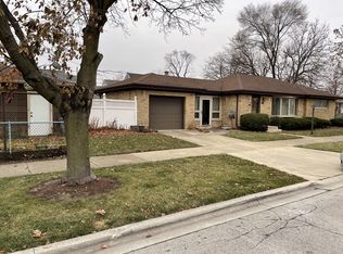 8225 Wrightwood Ave, River Grove, IL 60171