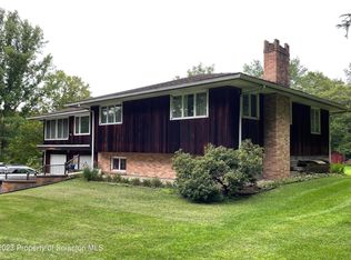 449 Creek Flats Rd, Falls, PA 18615