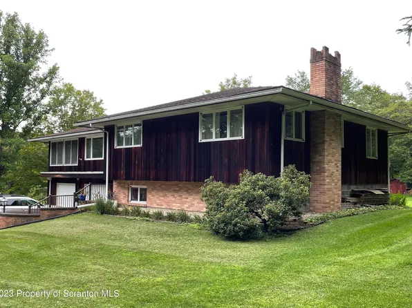 449 Creek Flats Rd, Falls, PA 18615