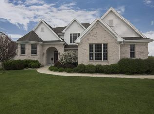 12479 Skye Dr, Loves Park, IL 61111
