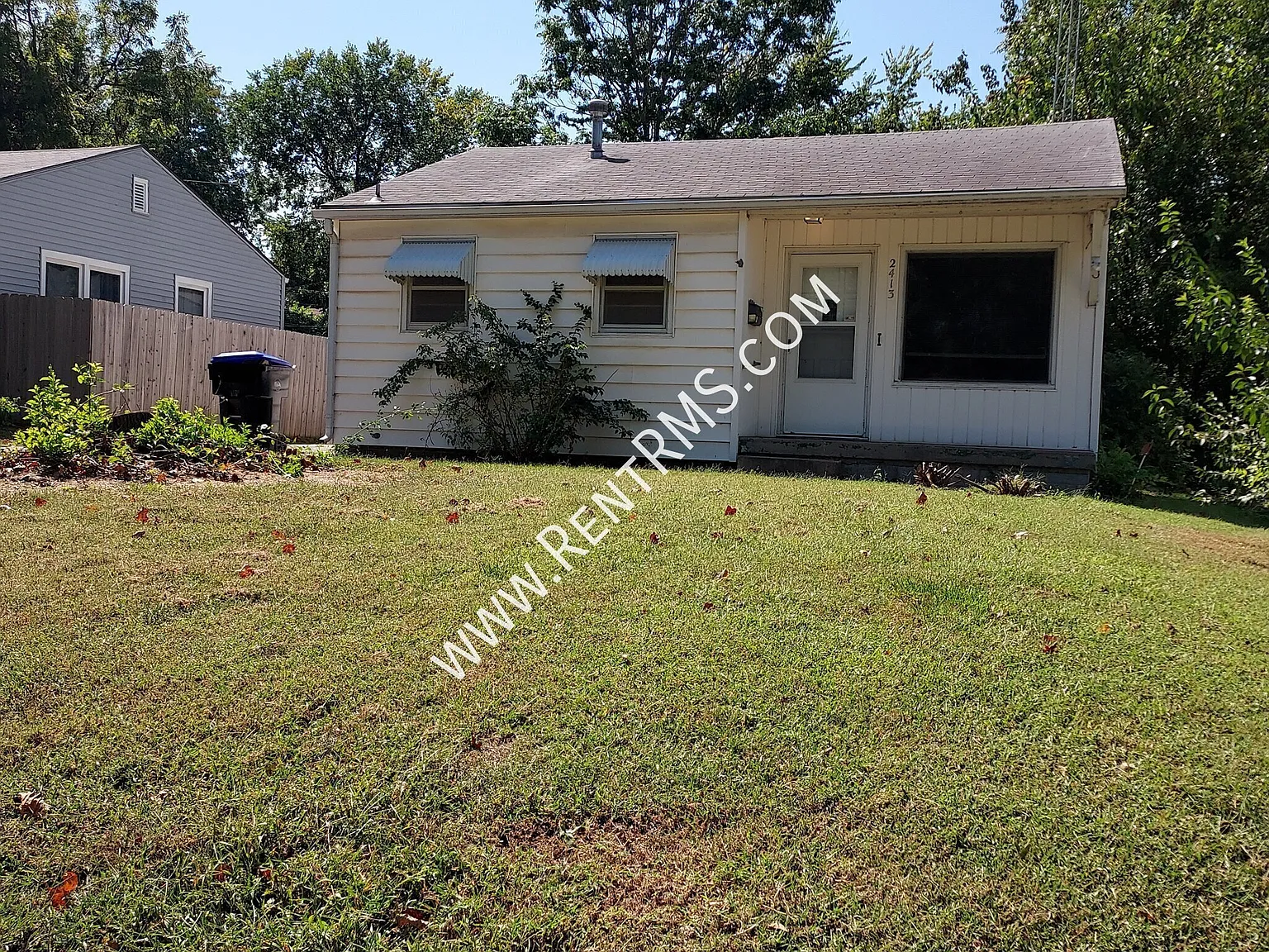 2413 Sw Bradbury - 2 Bed/1 Bath — Photo 1