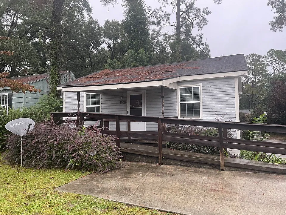 1309 Melody Ln