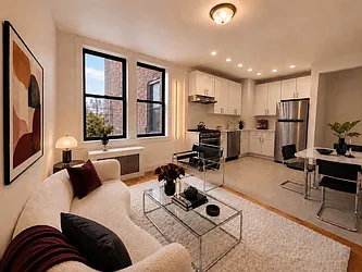 320 Ocean Parkway, #E8