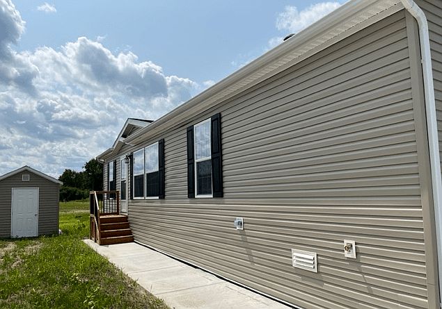 1st image of 23351 Redwood Dr #Vvprnc