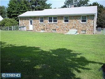 2nd image of 310 Woodlawn Ave