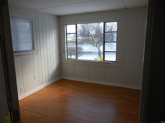 5th image of 2417 Sampson St