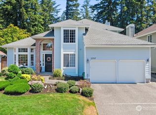 22537 SE 261st St, Maple Valley, WA 98038