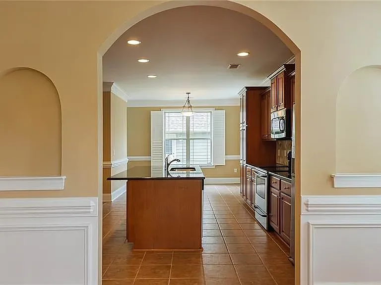 4009 Cedar Point Ave — Photo 9