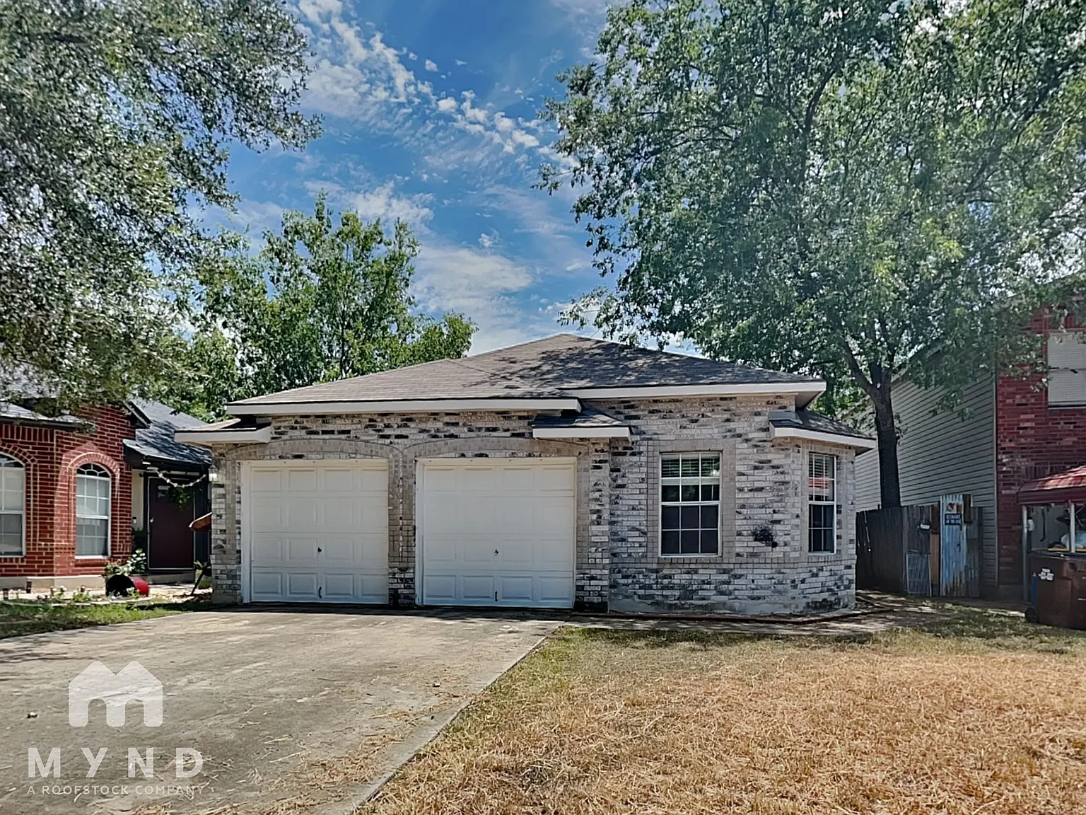 3 bed, 2.0 bath, 1265 sqft, $1,465 — Photo 1