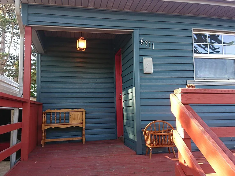 8311 NE Sacramento St — Photo 39