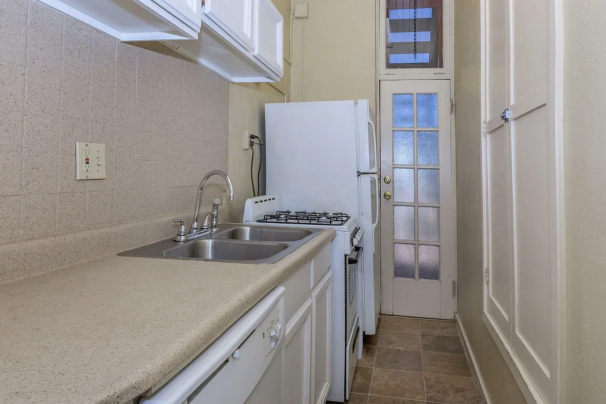 Photo 1 of 47 - 624 N Cascade Ave - Colorado Springs, CO 02 - 624 N Cascade Ave