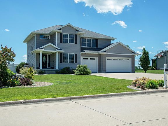 2nd image of 414 Limerick Dr