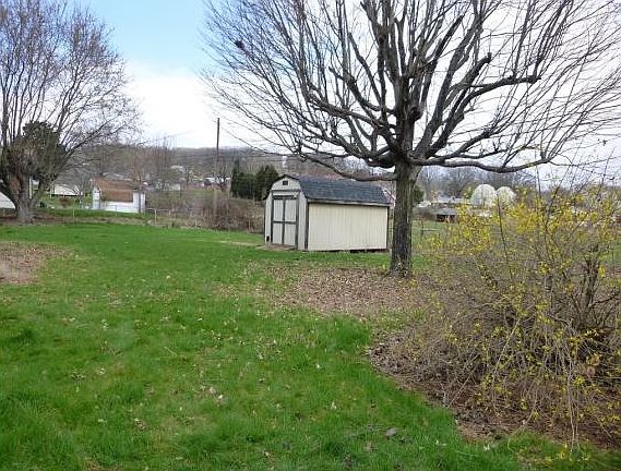 5th image of 927 Morison Ave