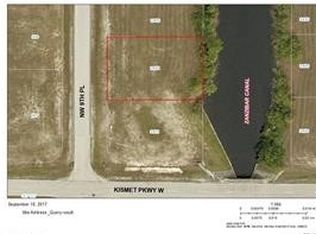 2405 NW 9th Pl, Cape Coral, FL 33993