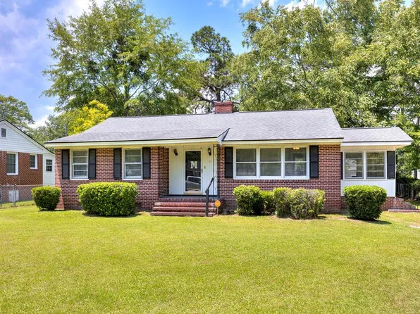 111 N Meadow Dr, Manning, SC 29102