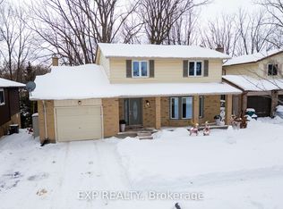 16 Acorn Cres, London, ON N6G3V4