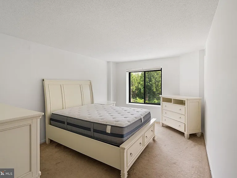 2111 Wisconsin Ave NW #203 — Photo 14