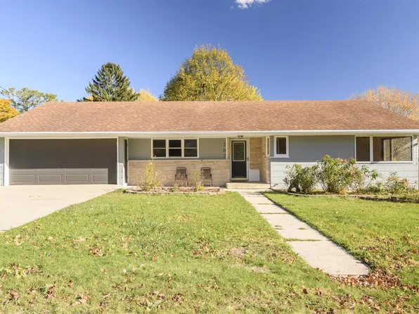 202 East AVENUE, Iron Ridge, WI 53035