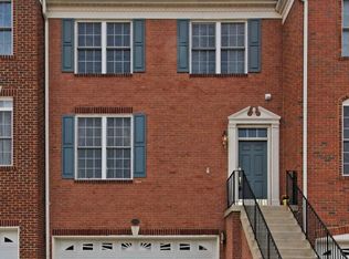 25816 Norrington Sq, Chantilly, VA 20152