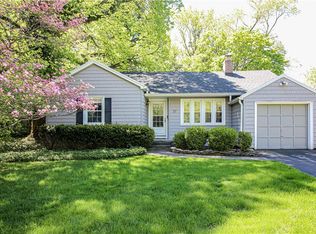 27 Fireside Dr, Rochester, NY 14618