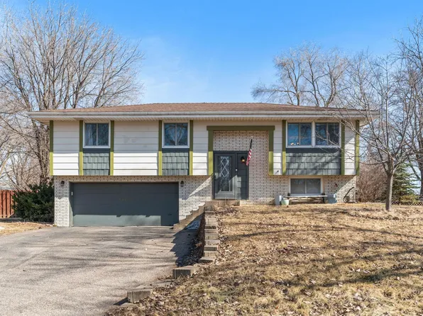 6640 Berkshire Ln N, Maple Grove, MN 55311