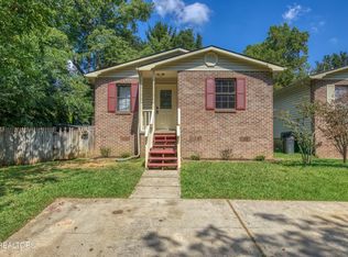 2001 Countryhill Ln, Knoxville, TN 37923