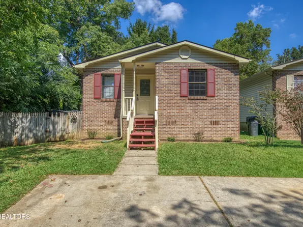 2001 Countryhill Ln, Knoxville, TN 37923