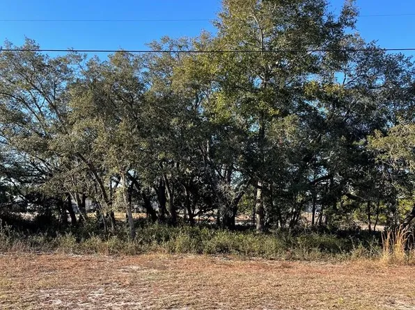 2245 Oak St, Lanark Village, FL 32322