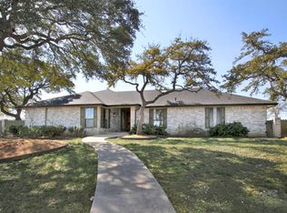 124 Lake View Dr, Boerne, TX 78006