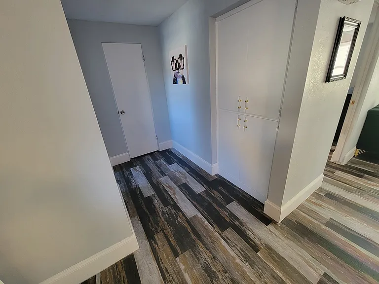 405 S Railroad St #3 — Photo 17