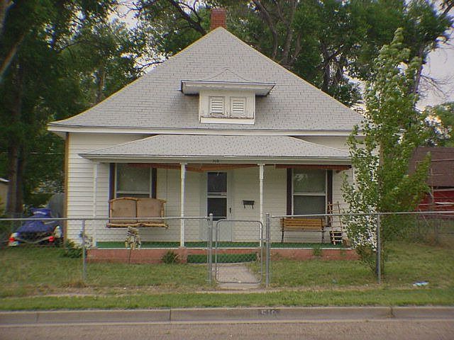 1st image of 518 N 6th St