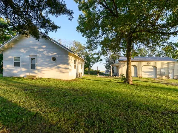 1985 Mule, Howard, KS 67349