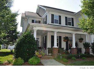 2049 Gable Way Ln, Matthews, NC 28104