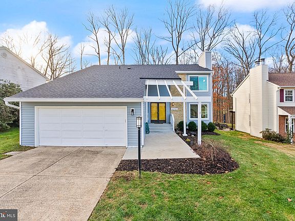 3rd image of 6112 Rockwell Ct