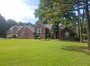 1056 Becky Blvd, Russellville, AR 72802