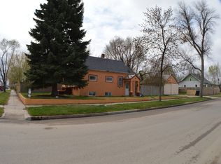 315 4th Ave W, Williston, ND 58801