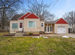 76 Pfeiffer Ave, Akron, OH 44312