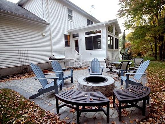 4th image of 114 Rosemont Dr