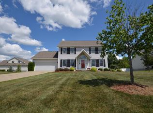 6535 Stonebrook Ln, Flushing, MI 48433