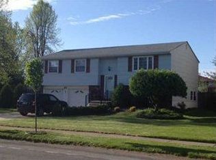 82 W Klein Rd, Buffalo, NY 14221