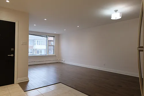 242 Jane St #2 Photo 1